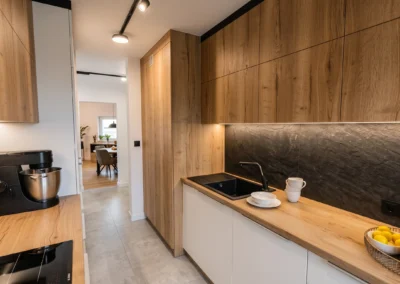 Projekt kuchni w mieszkaniu w Rybniku – JoLie Design